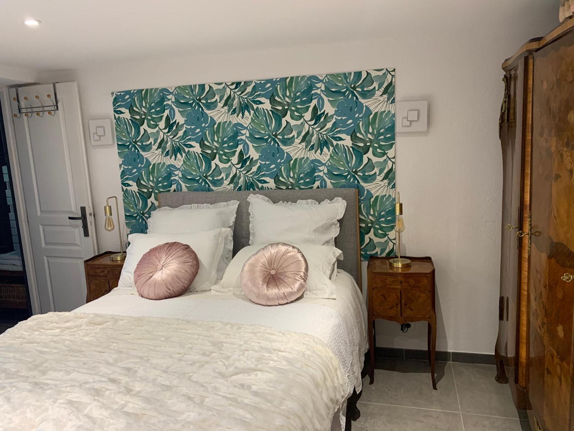 Le Camélia: Charming With Pool In Tranquil Estate Sollies-Toucas